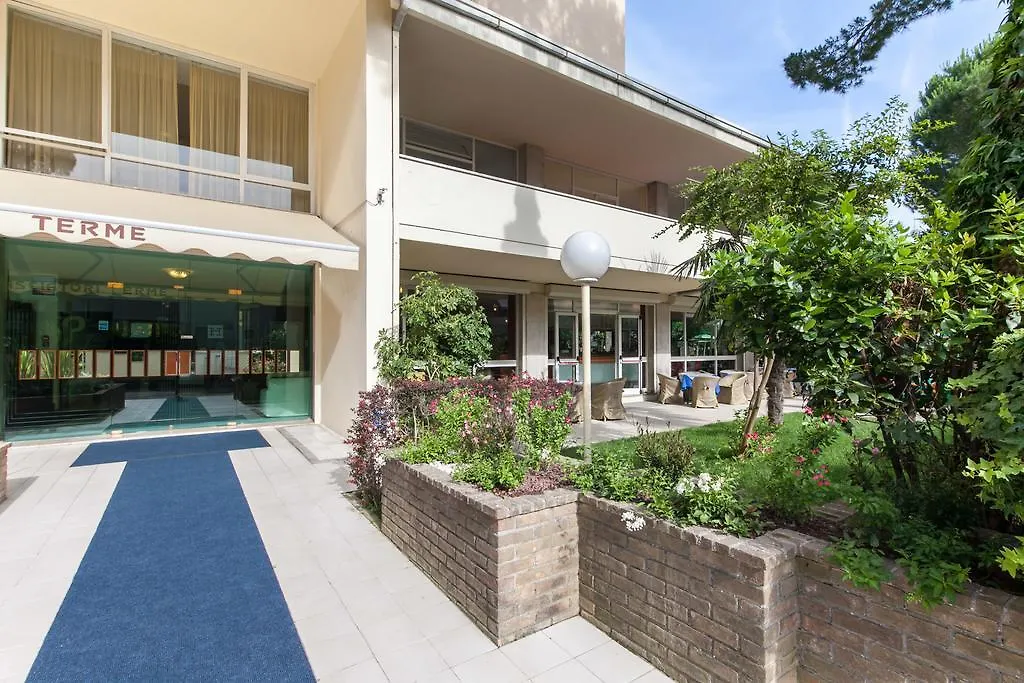 Hotel Ambasciatori Terme Milano Marittima 3*,  Italien